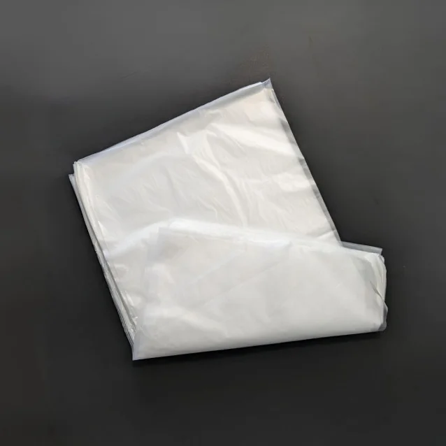 Folija za meso v lističih PE-HD, 40 x 60 cm, pakirano po 20 kg Almima Embal