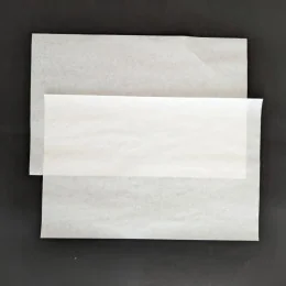 Delikatesni papir v listih